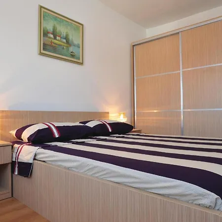 Σπίτι διακοπών Amazing In Mastrinka With Sauna *