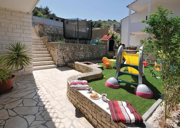 Amazing In Mastrinka With Sauna טרוגיר