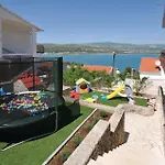 Holiday home Amazing Home In Mastrinka With Sauna Trogir