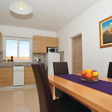 Amazing Home In Mastrinka With Sauna *