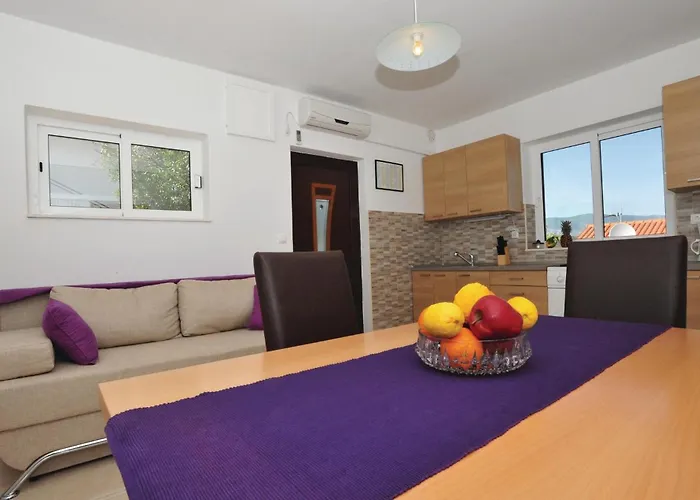 Amazing In Mastrinka With Sauna Trogir