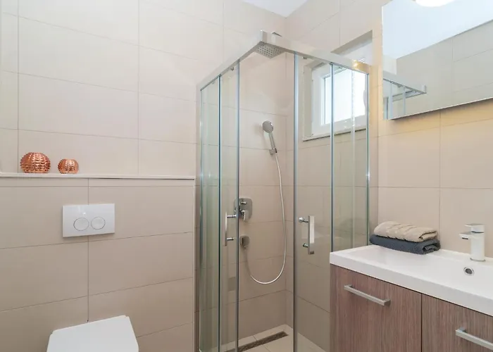 Amazing In Mastrinka With Sauna *