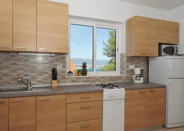 Hébergement de vacances Amazing In Mastrinka With Sauna *